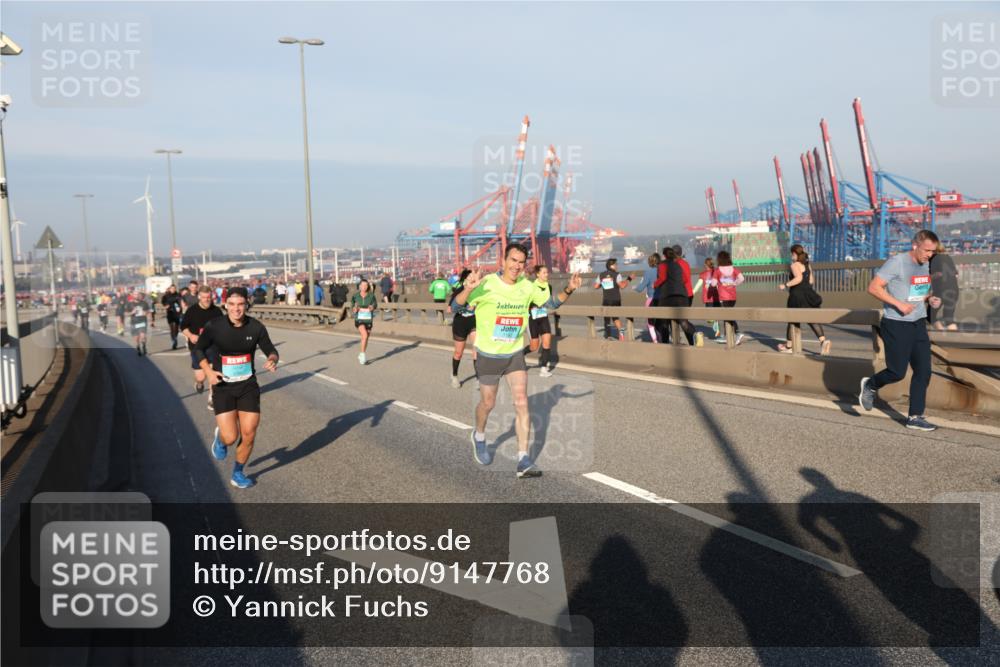03.10.2025 - Köhlbrandbrückenlauf Yannick Fuchs http://msf.ph/oto/9147768 03.10.2025 08:38:56 Position 2  meine-sportfotos.de
