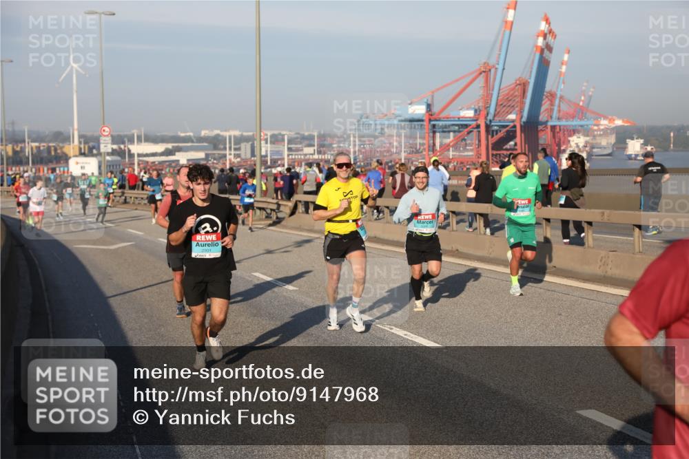 03.10.2025 - Köhlbrandbrückenlauf Yannick Fuchs http://msf.ph/oto/9147968 03.10.2025 08:39:16 Position 2 2901 meine-sportfotos.de