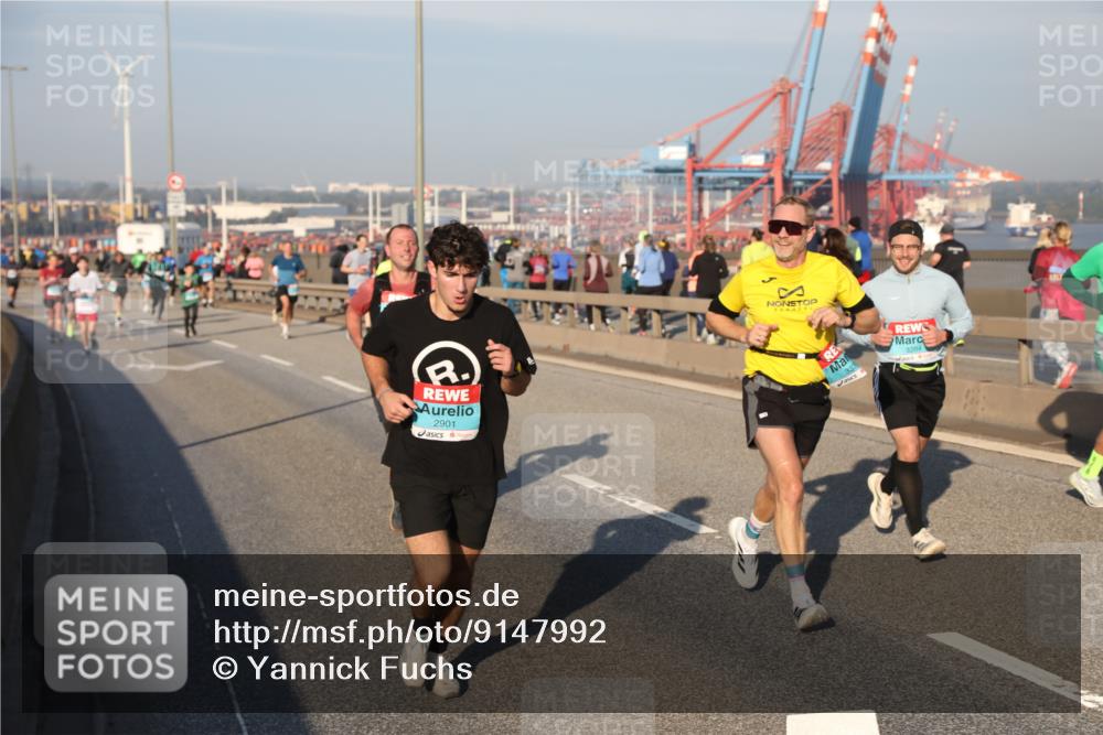 03.10.2025 - Köhlbrandbrückenlauf Yannick Fuchs http://msf.ph/oto/9147992 03.10.2025 08:39:18 Position 2 2901, 333, 3204 meine-sportfotos.de