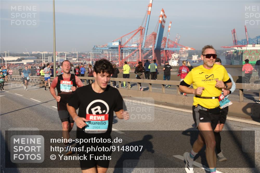03.10.2025 - Köhlbrandbrückenlauf Yannick Fuchs http://msf.ph/oto/9148007 03.10.2025 08:39:18 Position 2 1274, 2901, 2 meine-sportfotos.de