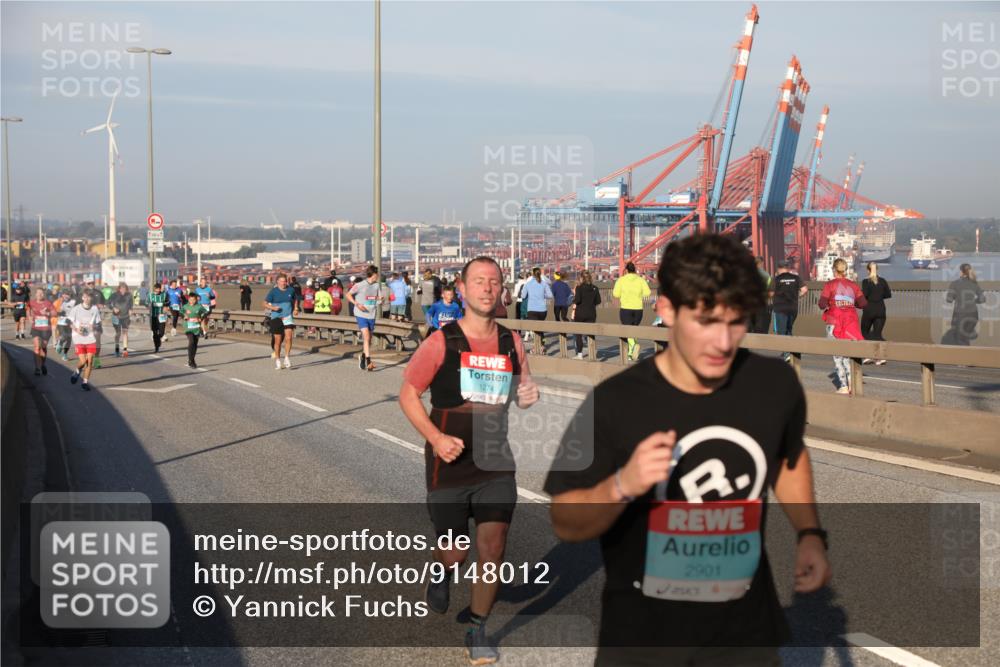 03.10.2025 - Köhlbrandbrückenlauf Yannick Fuchs http://msf.ph/oto/9148012 03.10.2025 08:39:19 Position 2 1274, 2901, 91202 meine-sportfotos.de