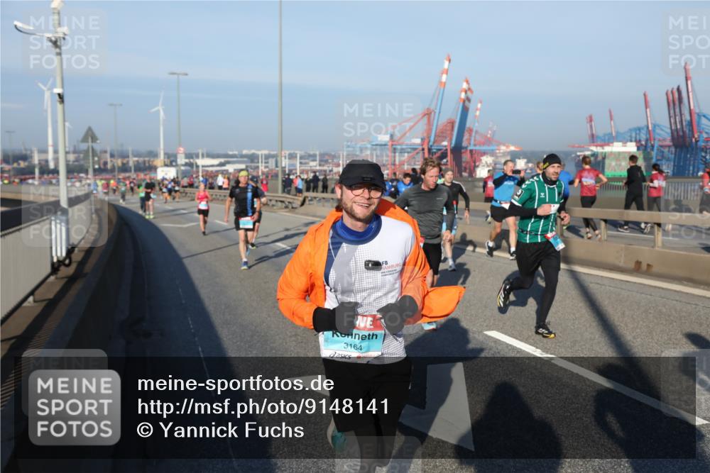 03.10.2025 - Köhlbrandbrückenlauf Yannick Fuchs http://msf.ph/oto/9148141 03.10.2025 08:39:31 Position 2 3164 meine-sportfotos.de