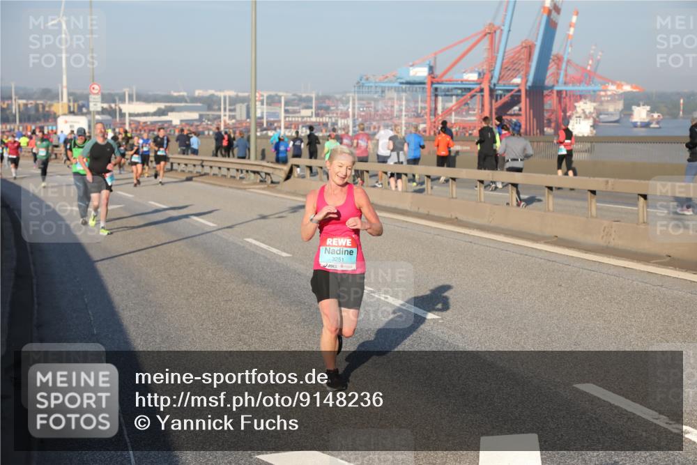 03.10.2025 - Köhlbrandbrückenlauf Yannick Fuchs http://msf.ph/oto/9148236 03.10.2025 08:39:36 Position 2 3251 meine-sportfotos.de