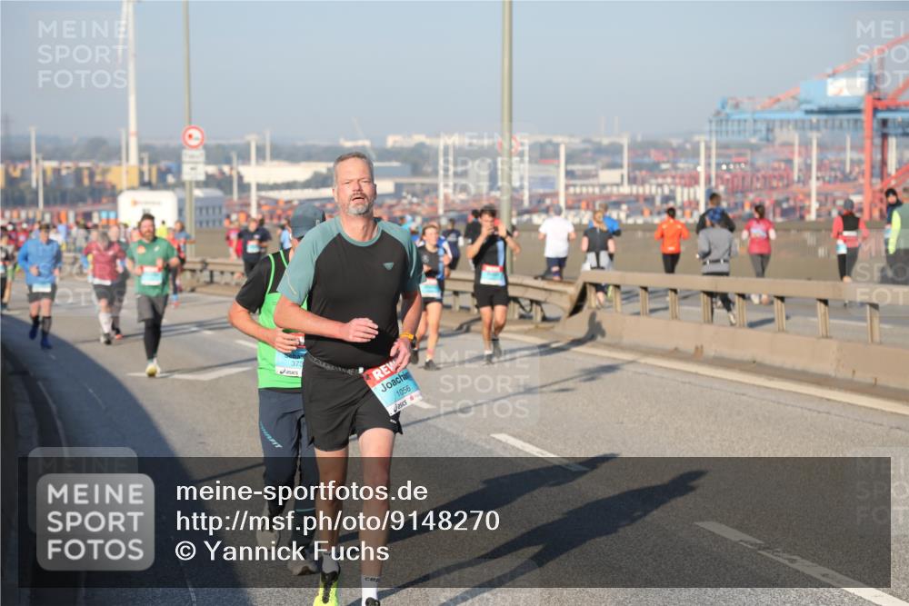 03.10.2025 - Köhlbrandbrückenlauf Yannick Fuchs http://msf.ph/oto/9148270 03.10.2025 08:39:41 Position 2 373, 1056 meine-sportfotos.de