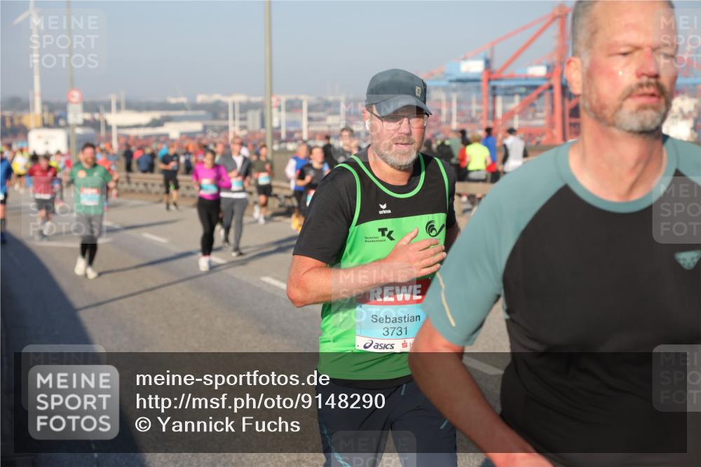 03.10.2025 - Köhlbrandbrückenlauf Yannick Fuchs http://msf.ph/oto/9148290 03.10.2025 08:39:43 Position 2 3731 meine-sportfotos.de