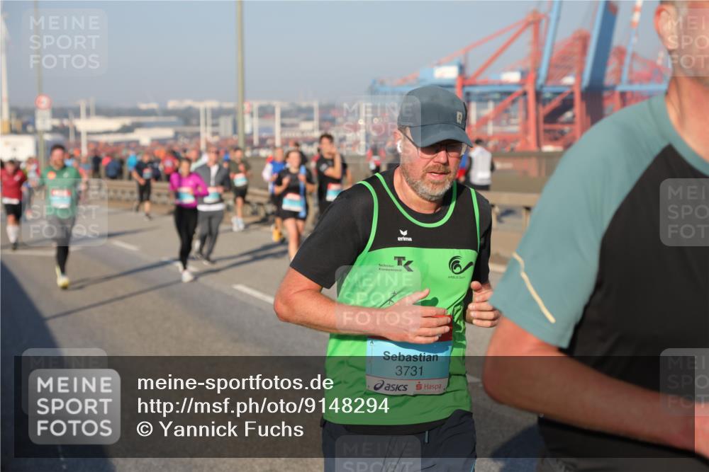 03.10.2025 - Köhlbrandbrückenlauf Yannick Fuchs http://msf.ph/oto/9148294 03.10.2025 08:39:43 Position 2 3731 meine-sportfotos.de