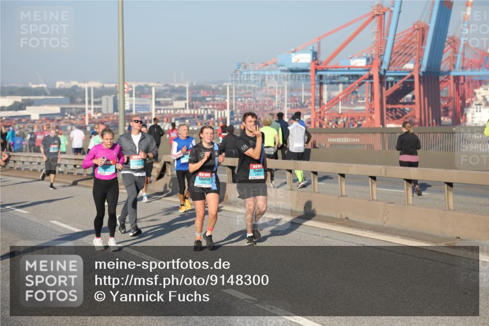 03.10.2025 - Köhlbrandbrückenlauf Yannick Fuchs http://msf.ph/oto/9148300 03.10.2025 08:39:44 Position 2 68 meine-sportfotos.de