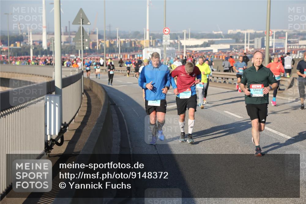 03.10.2025 - Köhlbrandbrückenlauf Yannick Fuchs http://msf.ph/oto/9148372 03.10.2025 08:39:49 Position 2 1493 meine-sportfotos.de