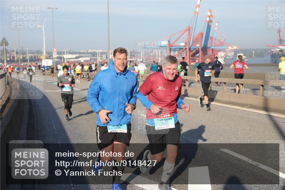 03.10.2025 - Köhlbrandbrückenlauf Yannick Fuchs http://msf.ph/oto/9148427 03.10.2025 08:39:53 Position 2 1236, 3117 meine-sportfotos.de