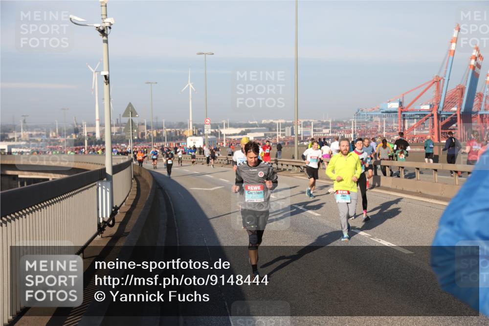 03.10.2025 - Köhlbrandbrückenlauf Yannick Fuchs http://msf.ph/oto/9148444 03.10.2025 08:39:54 Position 2  meine-sportfotos.de