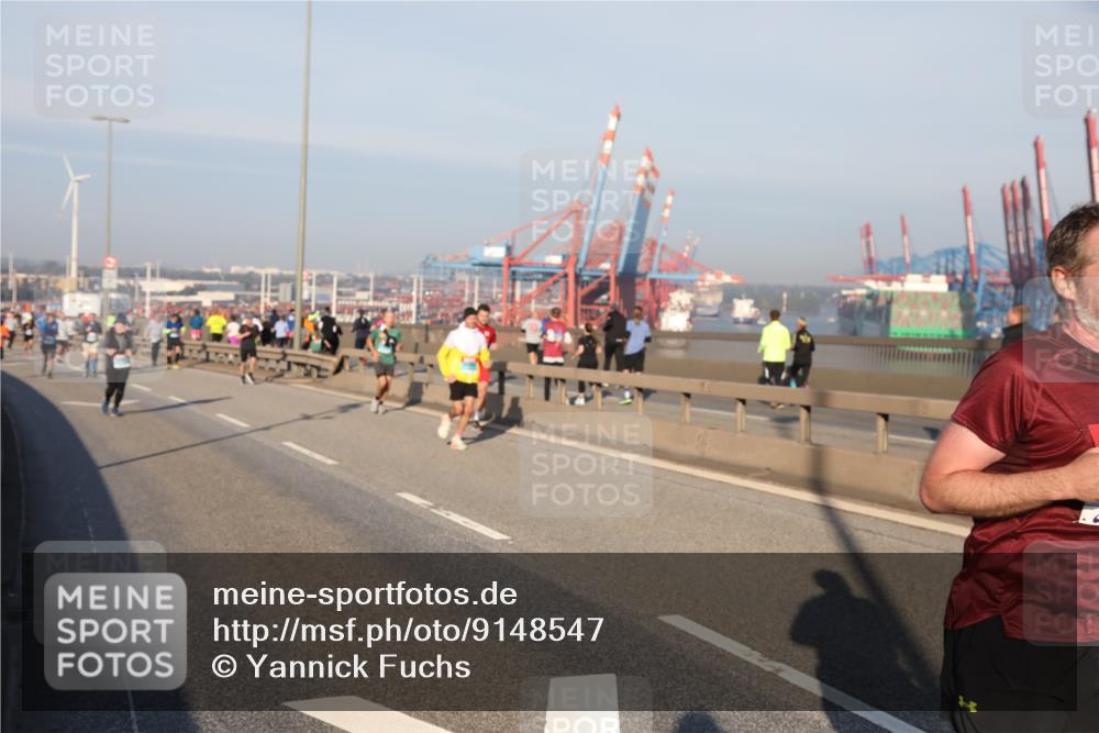 03.10.2025 - Köhlbrandbrückenlauf Yannick Fuchs http://msf.ph/oto/9148547 03.10.2025 08:40:00 Position 2  meine-sportfotos.de