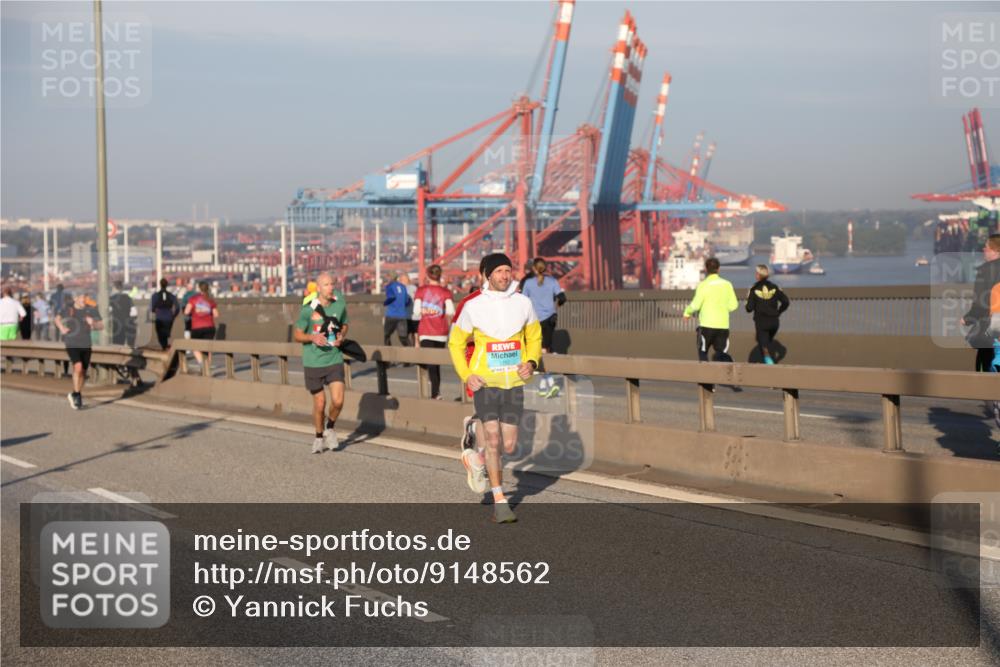 03.10.2025 - Köhlbrandbrückenlauf Yannick Fuchs http://msf.ph/oto/9148562 03.10.2025 08:40:01 Position 2  meine-sportfotos.de