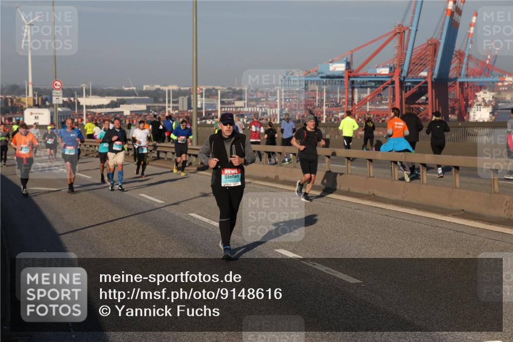 03.10.2025 - Köhlbrandbrückenlauf Yannick Fuchs http://msf.ph/oto/9148616 03.10.2025 08:40:05 Position 2  meine-sportfotos.de
