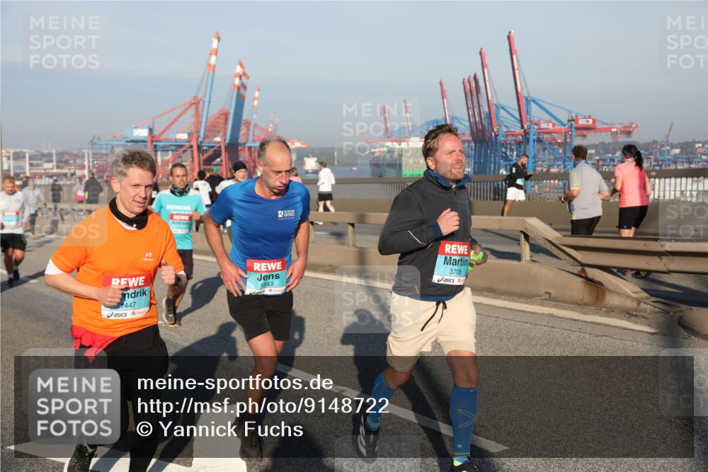 03.10.2025 - Köhlbrandbrückenlauf Yannick Fuchs http://msf.ph/oto/9148722 03.10.2025 08:40:13 Position 2 1447, 1543, 3708 meine-sportfotos.de
