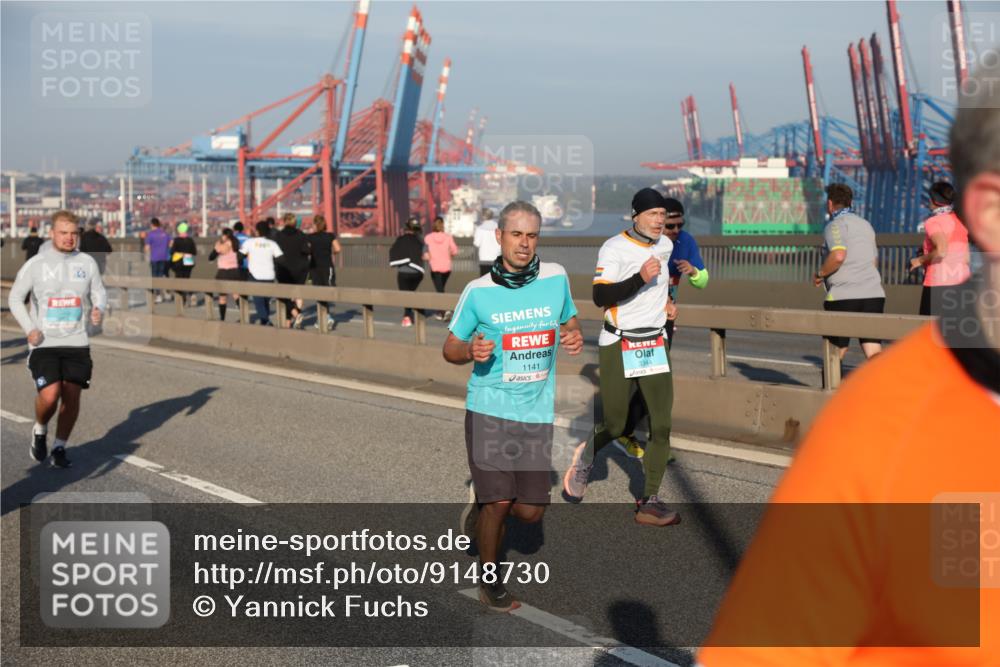03.10.2025 - Köhlbrandbrückenlauf Yannick Fuchs http://msf.ph/oto/9148730 03.10.2025 08:40:14 Position 2 1141, 3344 meine-sportfotos.de