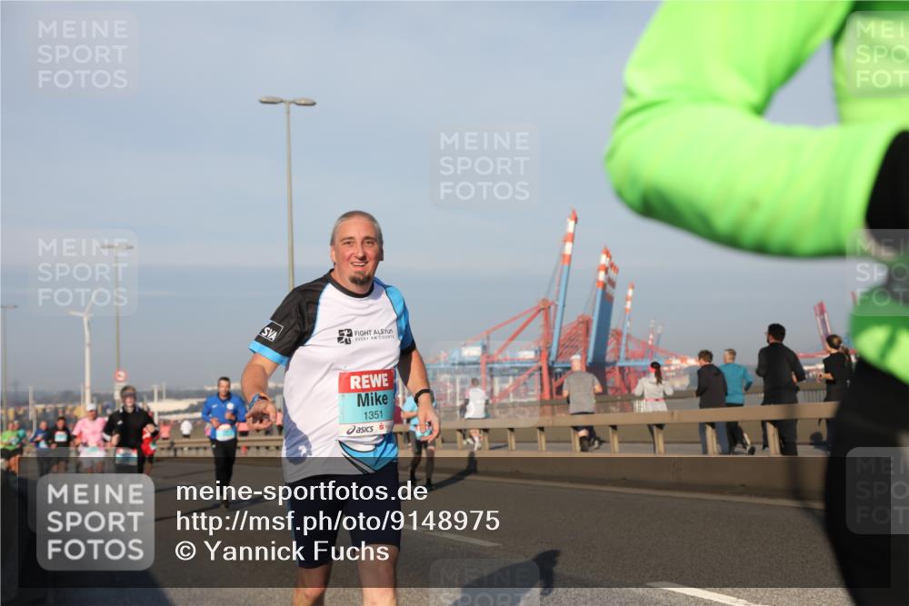 03.10.2025 - Köhlbrandbrückenlauf Yannick Fuchs http://msf.ph/oto/9148975 03.10.2025 08:40:33 Position 2 1351 meine-sportfotos.de