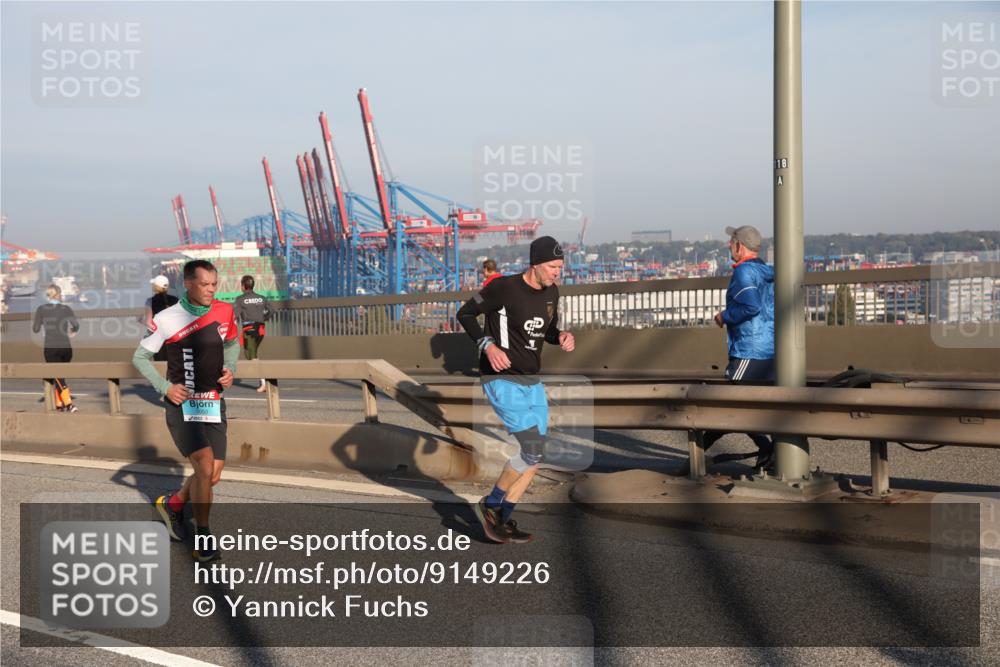 03.10.2025 - Köhlbrandbrückenlauf Yannick Fuchs http://msf.ph/oto/9149226 03.10.2025 08:40:50 Position 2  meine-sportfotos.de
