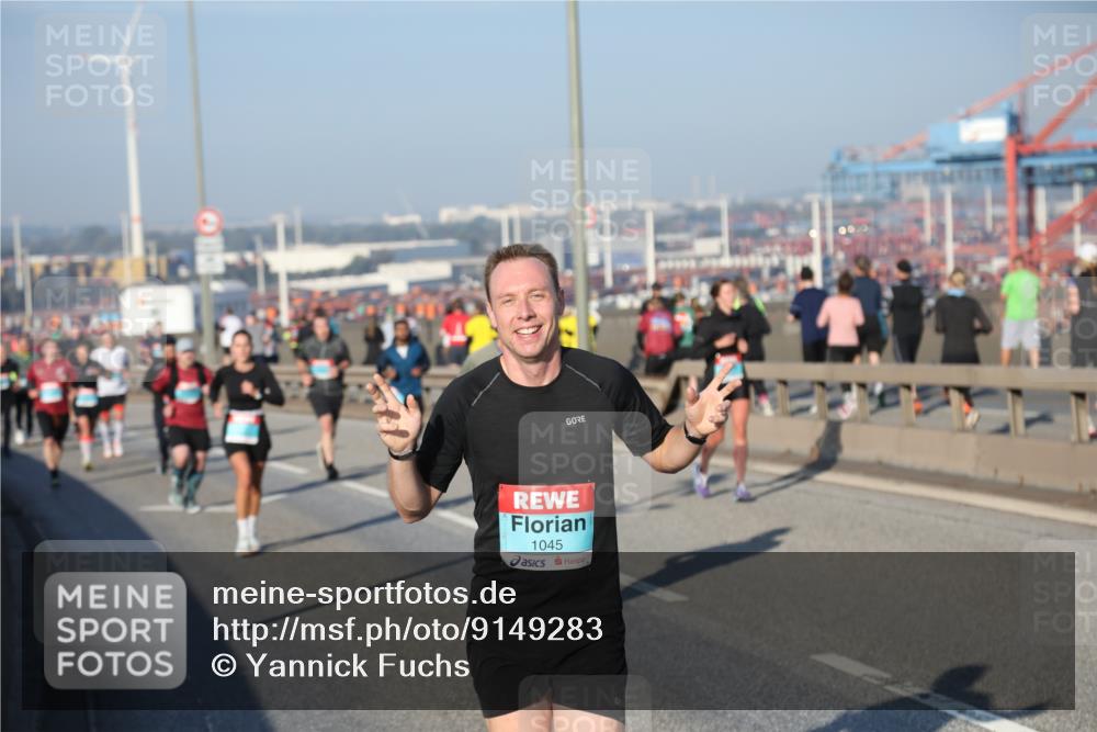 03.10.2025 - Köhlbrandbrückenlauf Yannick Fuchs http://msf.ph/oto/9149283 03.10.2025 08:40:55 Position 2 1045 meine-sportfotos.de