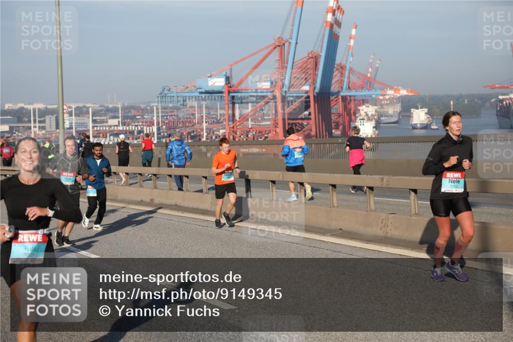 03.10.2025 - Köhlbrandbrückenlauf Yannick Fuchs http://msf.ph/oto/9149345 03.10.2025 08:41:00 Position 2 3825, 1152 meine-sportfotos.de