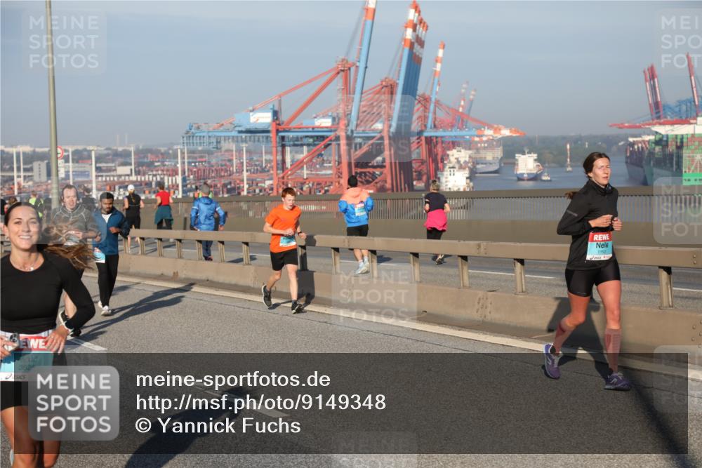 03.10.2025 - Köhlbrandbrückenlauf Yannick Fuchs http://msf.ph/oto/9149348 03.10.2025 08:41:00 Position 2 3825, 1152 meine-sportfotos.de
