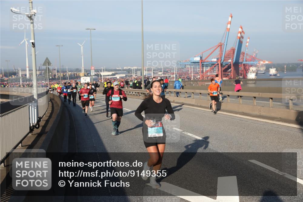 03.10.2025 - Köhlbrandbrückenlauf Yannick Fuchs http://msf.ph/oto/9149355 03.10.2025 08:41:00 Position 2 3825 meine-sportfotos.de
