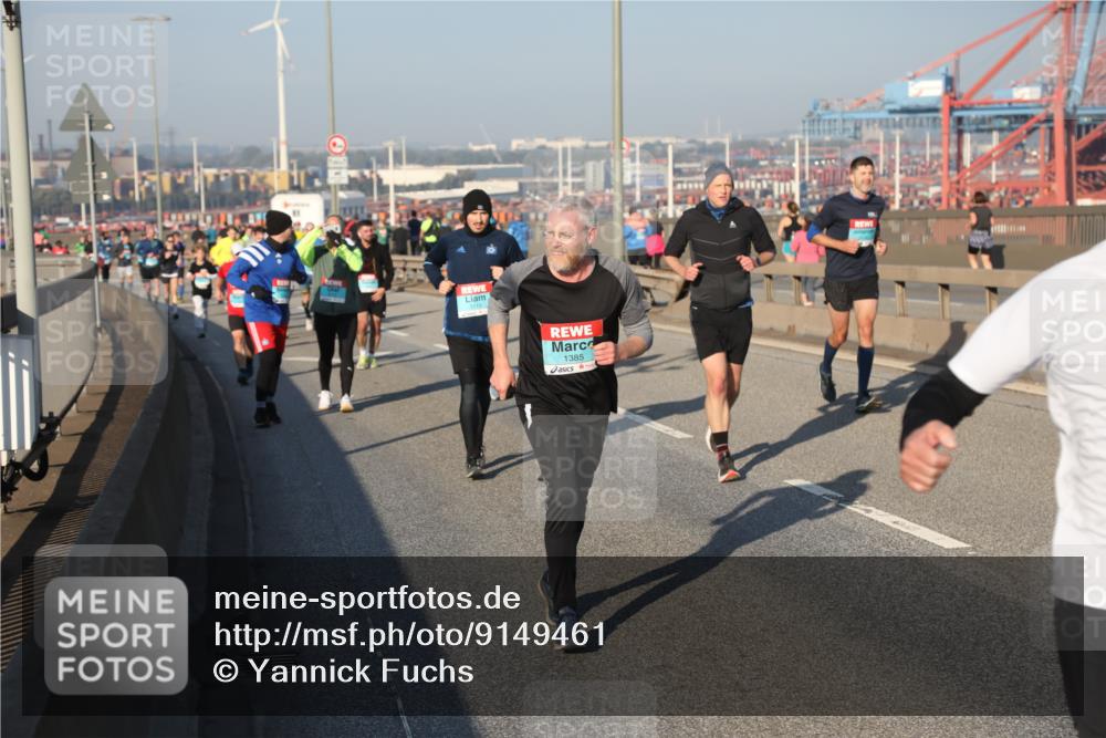 03.10.2025 - Köhlbrandbrückenlauf Yannick Fuchs http://msf.ph/oto/9149461 03.10.2025 08:41:08 Position 2 1385 meine-sportfotos.de