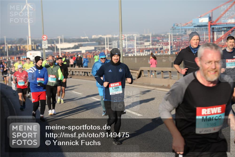 03.10.2025 - Köhlbrandbrückenlauf Yannick Fuchs http://msf.ph/oto/9149475 03.10.2025 08:41:10 Position 2 3119, 1385, 3138 meine-sportfotos.de