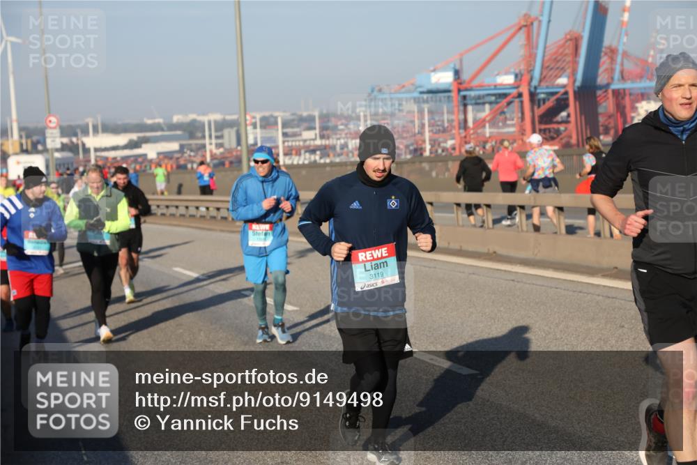 03.10.2025 - Köhlbrandbrückenlauf Yannick Fuchs http://msf.ph/oto/9149498 03.10.2025 08:41:11 Position 2 3119 meine-sportfotos.de