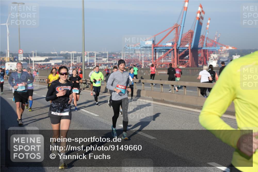 03.10.2025 - Köhlbrandbrückenlauf Yannick Fuchs http://msf.ph/oto/9149660 03.10.2025 08:41:21 Position 2 51 meine-sportfotos.de