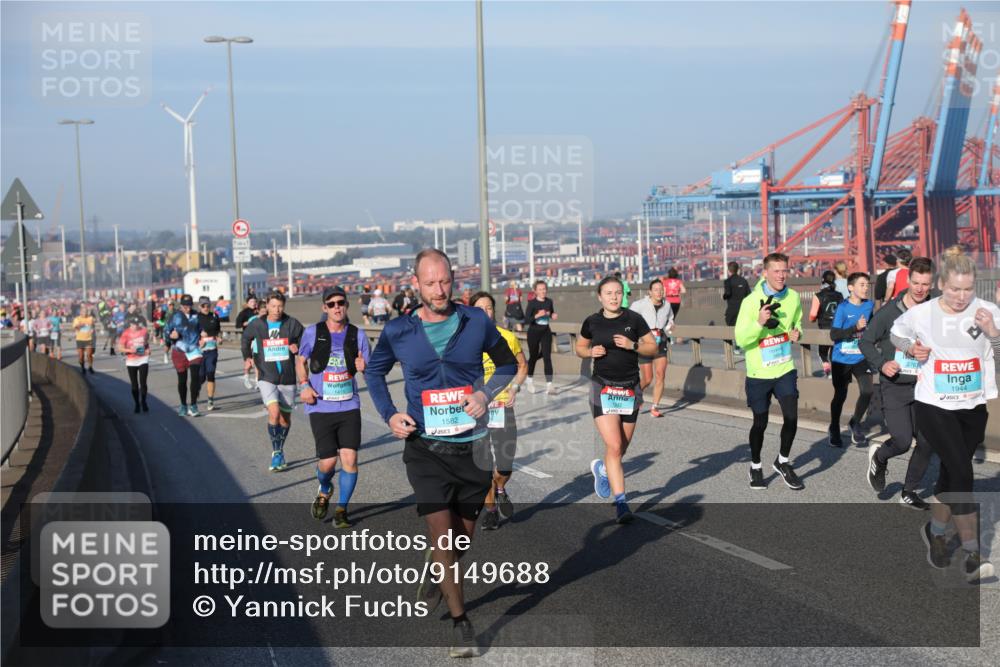 03.10.2025 - Köhlbrandbrückenlauf Yannick Fuchs http://msf.ph/oto/9149688 03.10.2025 08:41:23 Position 2 1582, 17, 1944 meine-sportfotos.de