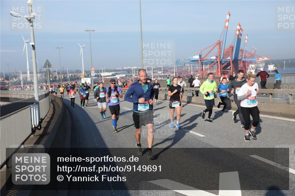 03.10.2025 - Köhlbrandbrückenlauf Yannick Fuchs http://msf.ph/oto/9149691 03.10.2025 08:41:24 Position 2 1582 meine-sportfotos.de