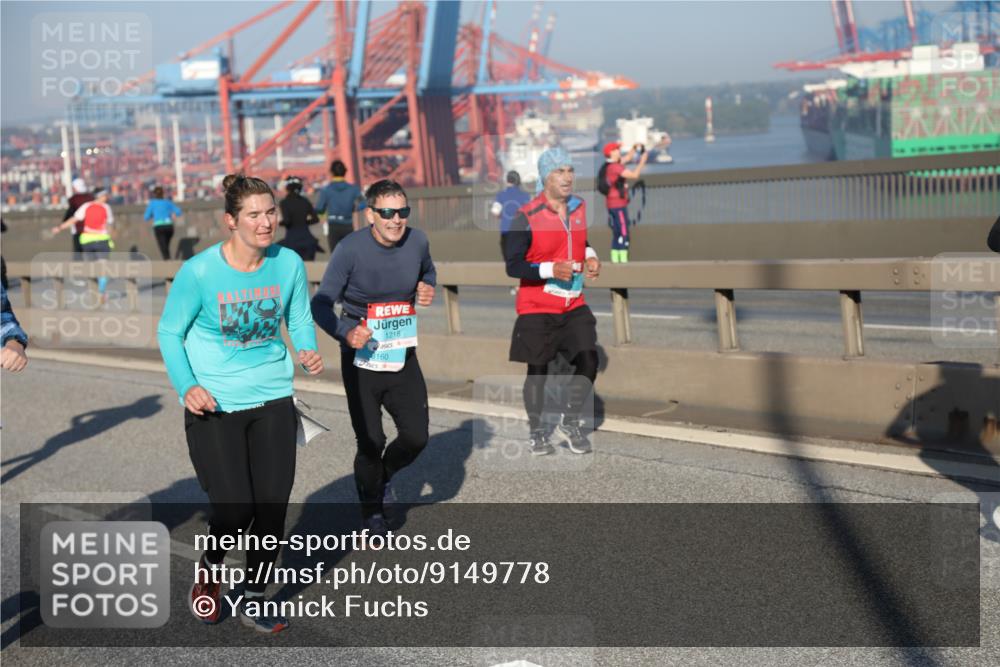 03.10.2025 - Köhlbrandbrückenlauf Yannick Fuchs http://msf.ph/oto/9149778 03.10.2025 08:41:31 Position 2 1218, 8160 meine-sportfotos.de