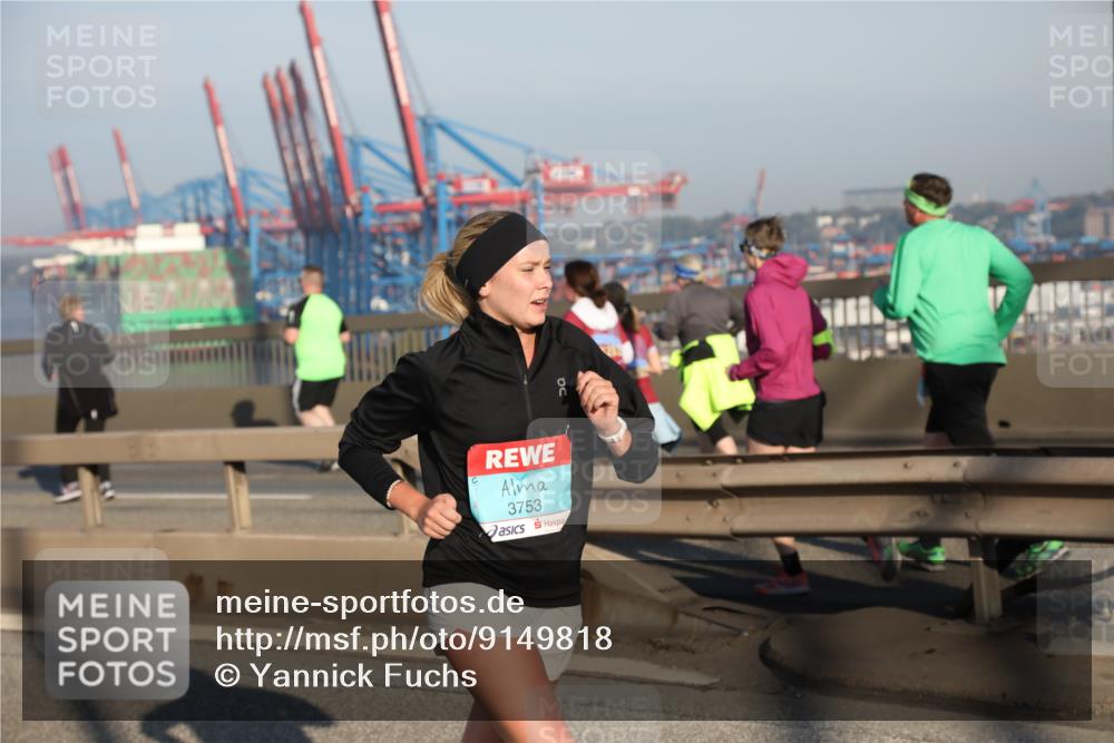 03.10.2025 - Köhlbrandbrückenlauf Yannick Fuchs http://msf.ph/oto/9149818 03.10.2025 08:41:34 Position 2 3753 meine-sportfotos.de