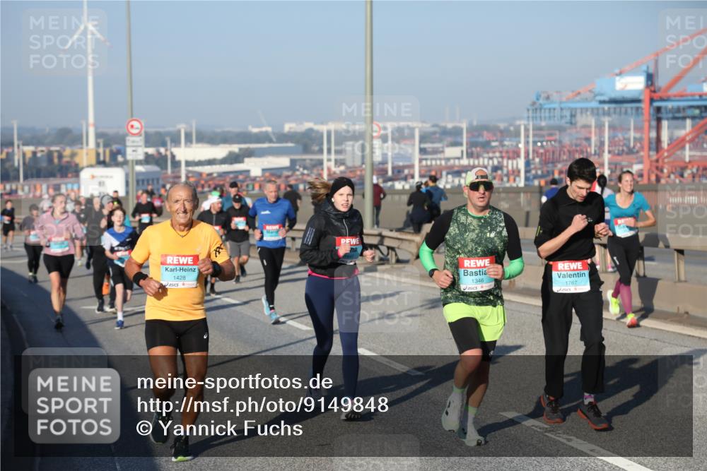 03.10.2025 - Köhlbrandbrückenlauf Yannick Fuchs http://msf.ph/oto/9149848 03.10.2025 08:41:37 Position 2 1428, 7133, 1346, 1767 meine-sportfotos.de