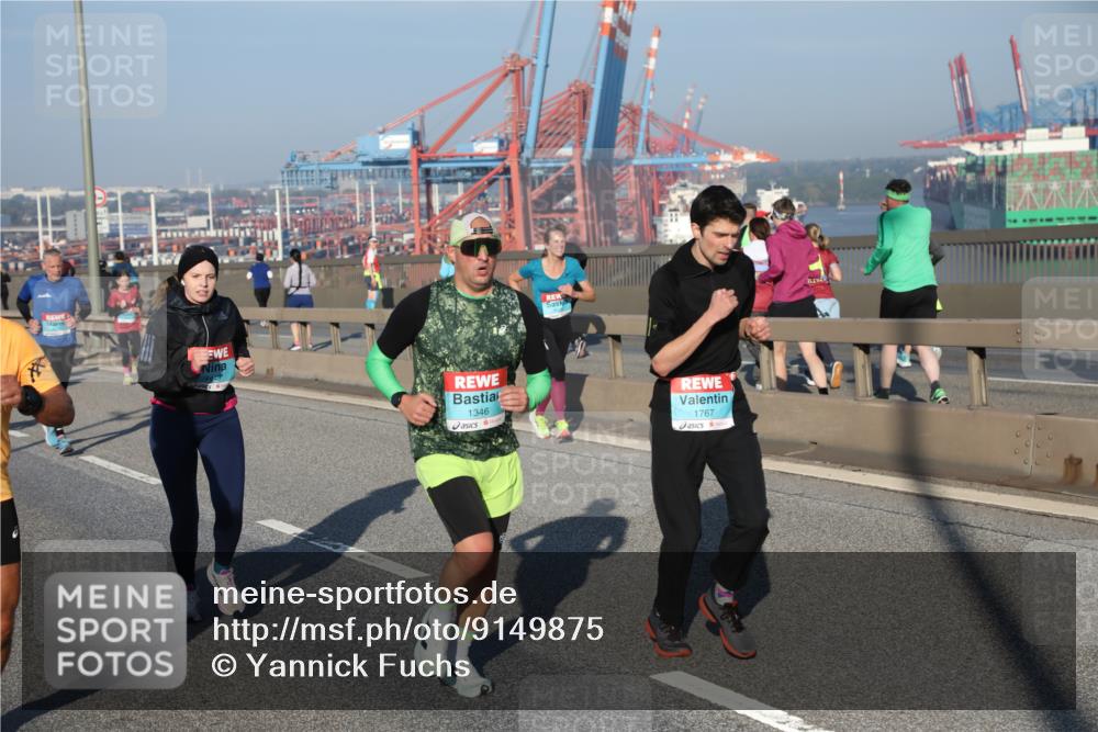 03.10.2025 - Köhlbrandbrückenlauf Yannick Fuchs http://msf.ph/oto/9149875 03.10.2025 08:41:38 Position 2 1346, 1767 meine-sportfotos.de