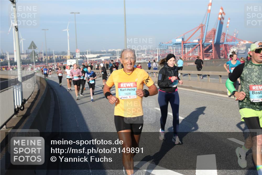 03.10.2025 - Köhlbrandbrückenlauf Yannick Fuchs http://msf.ph/oto/9149891 03.10.2025 08:41:39 Position 2 1428, 1346 meine-sportfotos.de