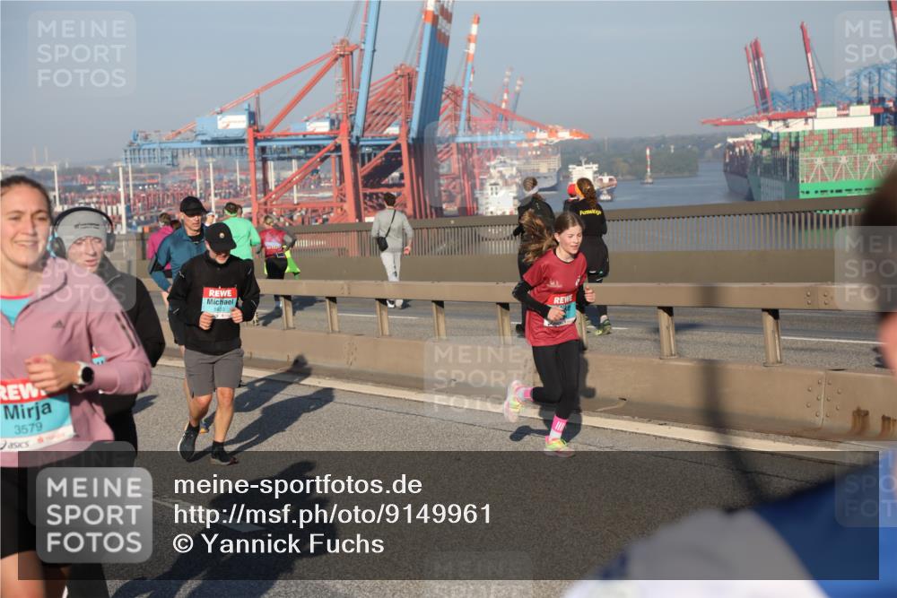 03.10.2025 - Köhlbrandbrückenlauf Yannick Fuchs http://msf.ph/oto/9149961 03.10.2025 08:41:44 Position 2 3579, 1403 meine-sportfotos.de