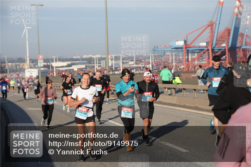 03.10.2025 - Köhlbrandbrückenlauf Yannick Fuchs http://msf.ph/oto/9149975 03.10.2025 08:41:45 Position 2 3341, 2913, 322 meine-sportfotos.de