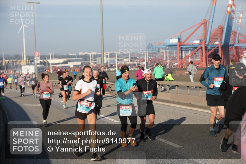 03.10.2025 - Köhlbrandbrückenlauf Yannick Fuchs http://msf.ph/oto/9149977 03.10.2025 08:41:46 Position 2 3341, 2913 meine-sportfotos.de