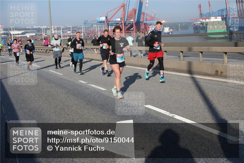 03.10.2025 - Köhlbrandbrückenlauf Yannick Fuchs http://msf.ph/oto/9150044 03.10.2025 08:41:52 Position 2  meine-sportfotos.de