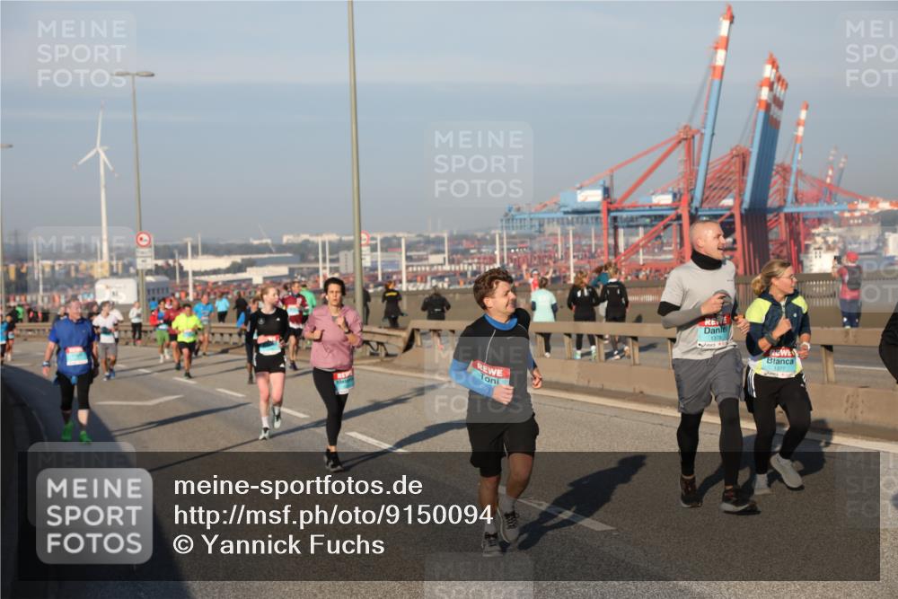 03.10.2025 - Köhlbrandbrückenlauf Yannick Fuchs http://msf.ph/oto/9150094 03.10.2025 08:41:55 Position 2 1378, 1377 meine-sportfotos.de