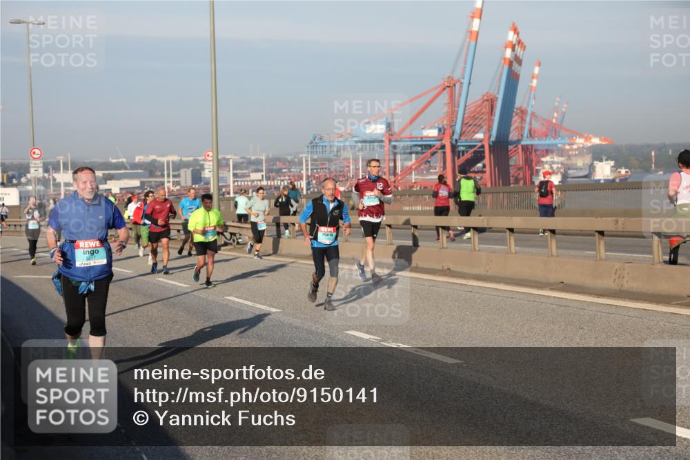 03.10.2025 - Köhlbrandbrückenlauf Yannick Fuchs http://msf.ph/oto/9150141 03.10.2025 08:42:00 Position 2 3217, 12 meine-sportfotos.de