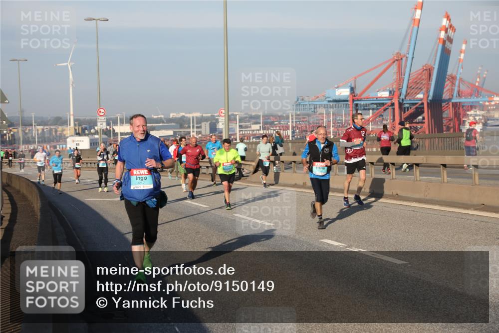 03.10.2025 - Köhlbrandbrückenlauf Yannick Fuchs http://msf.ph/oto/9150149 03.10.2025 08:42:01 Position 2 3217 meine-sportfotos.de