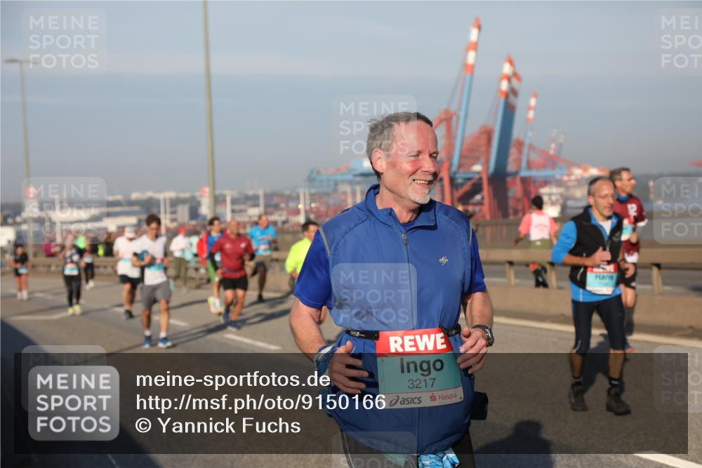 03.10.2025 - Köhlbrandbrückenlauf Yannick Fuchs http://msf.ph/oto/9150166 03.10.2025 08:42:03 Position 2 3217 meine-sportfotos.de