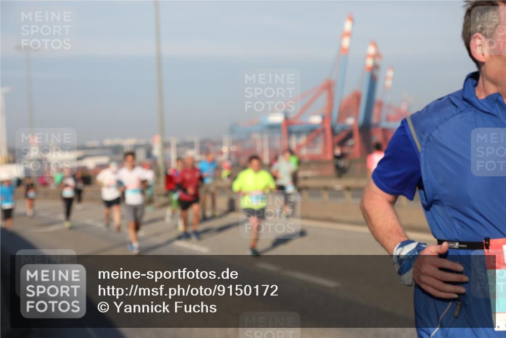 03.10.2025 - Köhlbrandbrückenlauf Yannick Fuchs http://msf.ph/oto/9150172 03.10.2025 08:42:03 Position 2  meine-sportfotos.de