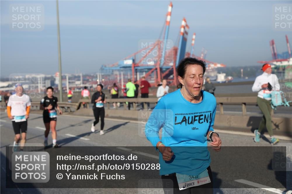 03.10.2025 - Köhlbrandbrückenlauf Yannick Fuchs http://msf.ph/oto/9150288 03.10.2025 08:42:12 Position 2 3425 meine-sportfotos.de