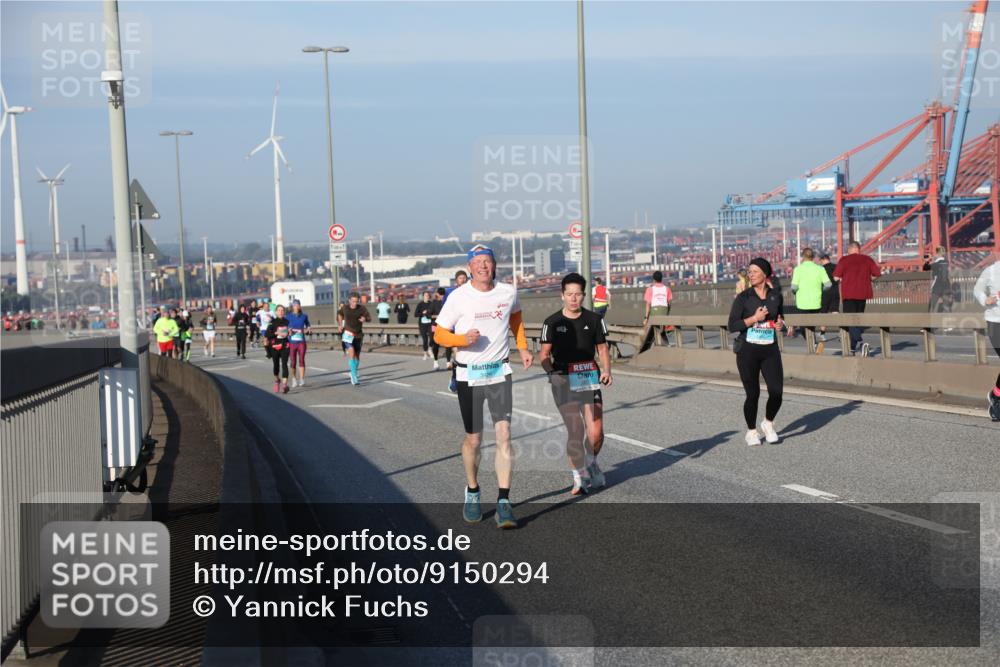 03.10.2025 - Köhlbrandbrückenlauf Yannick Fuchs http://msf.ph/oto/9150294 03.10.2025 08:42:13 Position 2  meine-sportfotos.de