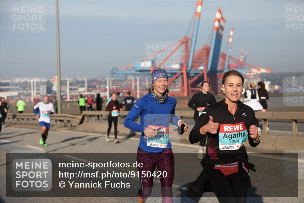 03.10.2025 - Köhlbrandbrückenlauf Yannick Fuchs http://msf.ph/oto/9150420 03.10.2025 08:42:24 Position 2 3492, 1294 meine-sportfotos.de