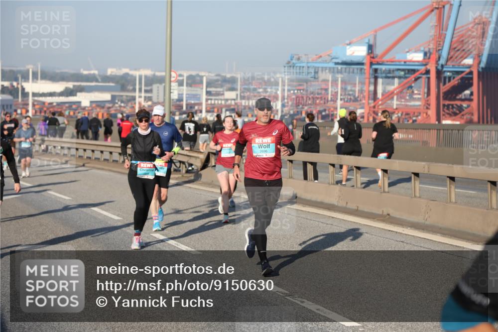 03.10.2025 - Köhlbrandbrückenlauf Yannick Fuchs http://msf.ph/oto/9150630 03.10.2025 08:42:55 Position 2 2696 meine-sportfotos.de