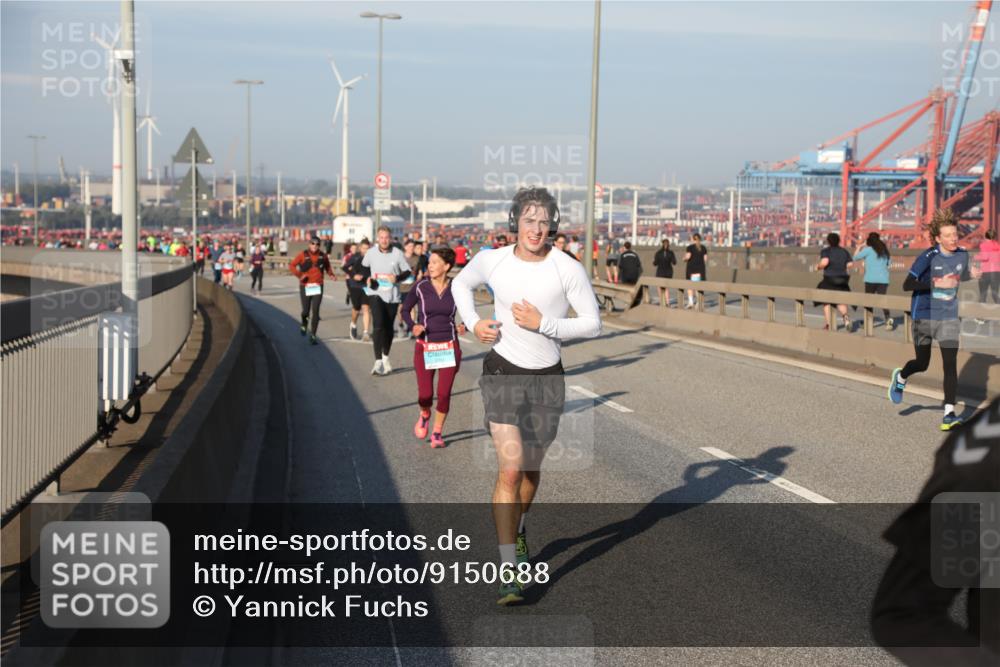03.10.2025 - Köhlbrandbrückenlauf Yannick Fuchs http://msf.ph/oto/9150688 03.10.2025 08:43:00 Position 2  meine-sportfotos.de